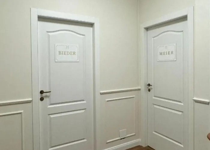 Biedermeier Pensión Trieste